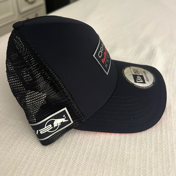 Oracle Red Bull new era adjustable trucker hat - Picture 2 of 5